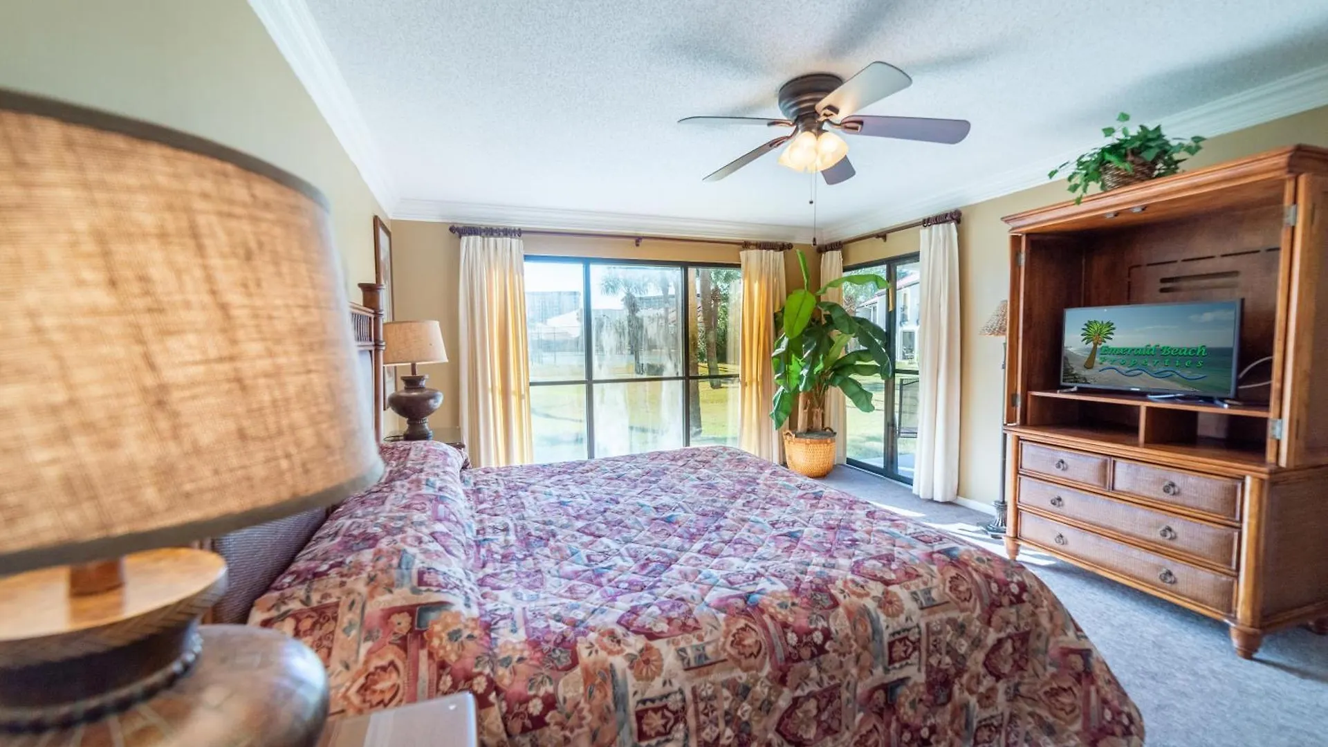 Edgewater Villa 2708 'Lost Shaker Of Salt' Panama City Beach Holiday home